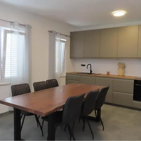 Apartman Patrizia *
